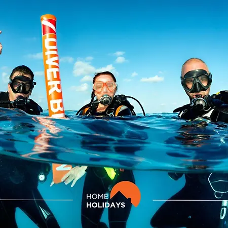 #249 Sapphire Shoreline By Holidays *