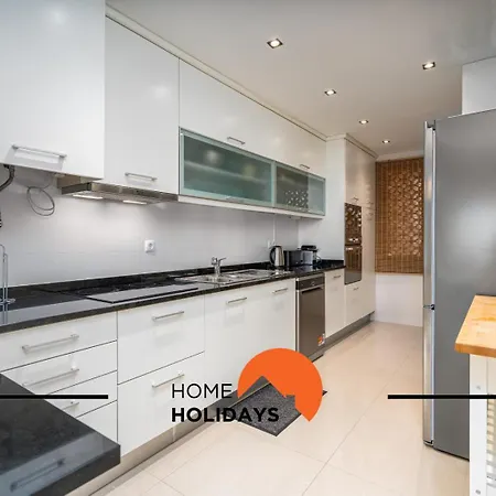 #249 Sapphire Shoreline By Holidays Appartement