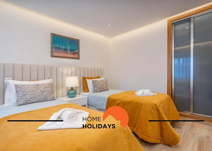 Apartment #249 Luxury Oceanfront Albufeira